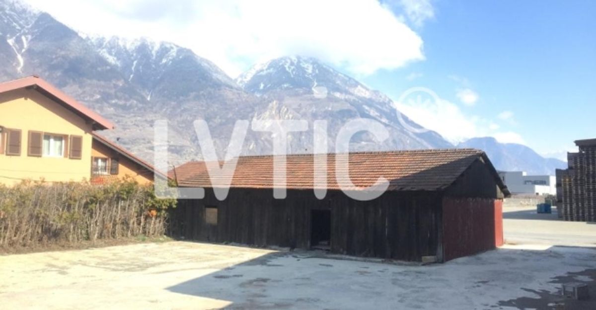 Bâtiment artisanal sur parcelle de 1805 m2 à louer à Martigny - 4