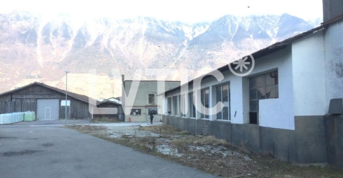 Bâtiment artisanal sur parcelle de 1805 m2 à louer à Martigny - 5