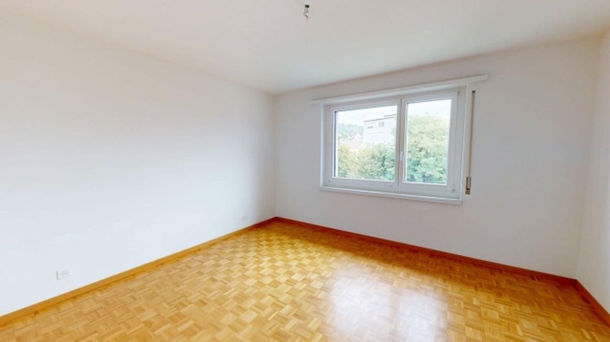 Helle 3-Zimmer-Wohnung im 2. OG  ruhig wohnen in Uetikon am See | BEFRISTET - 3