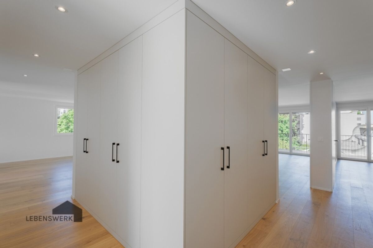 Grosszügige und moderne Wohnung in Kreuzlingen – ca. 149 m² Wohnfläche & ca. 35 m² gedeckter Balkon - 1