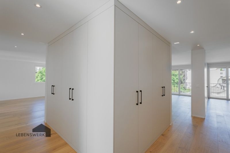 Grosszügige und moderne Wohnung in Kreuzlingen – ca. 149 m² Wohnfläche & ca. 35 m² gedeckter Balkon - 2