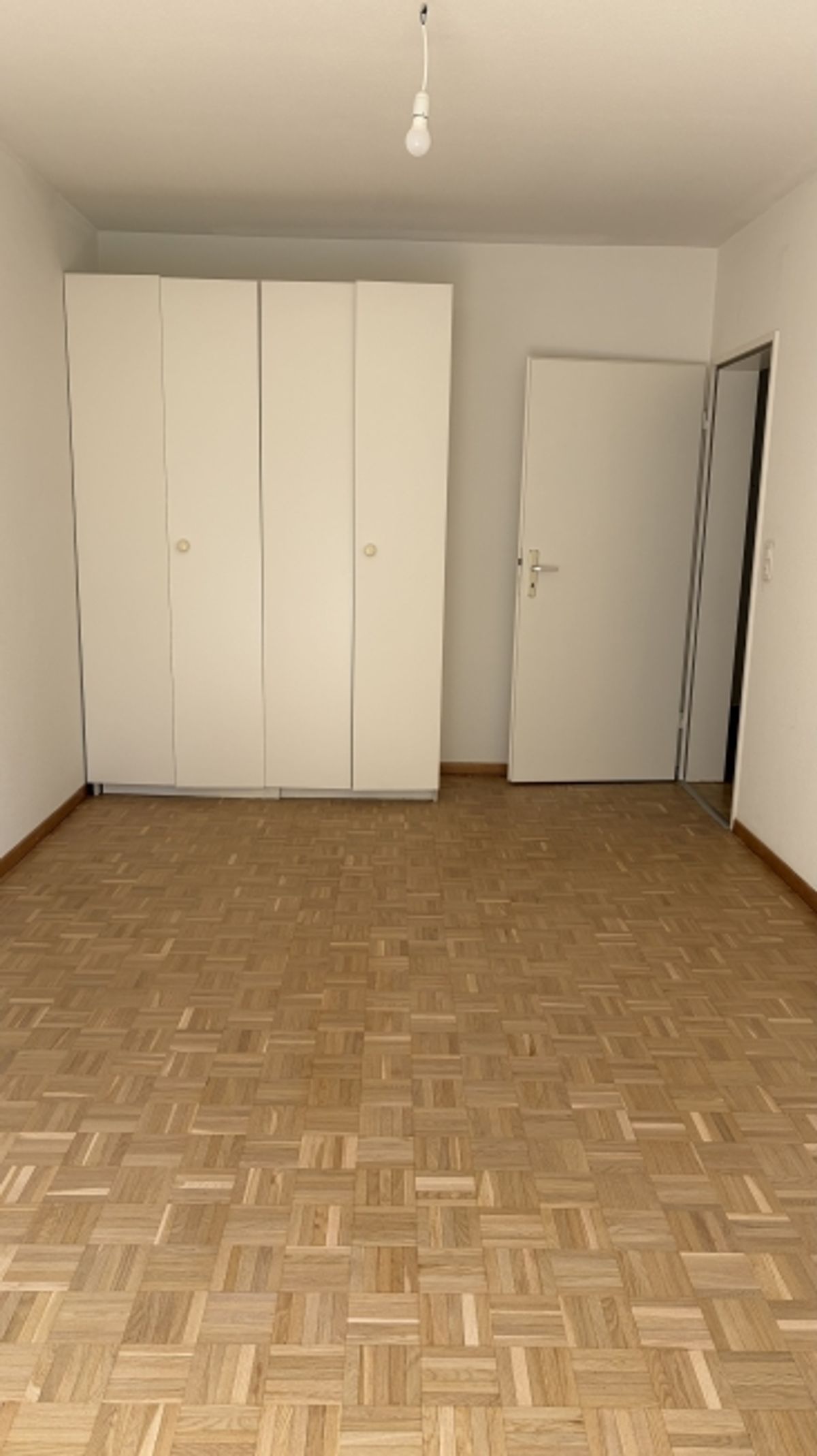 Appartement lumineux situé dans un quartier calme et résidentiel - 8
