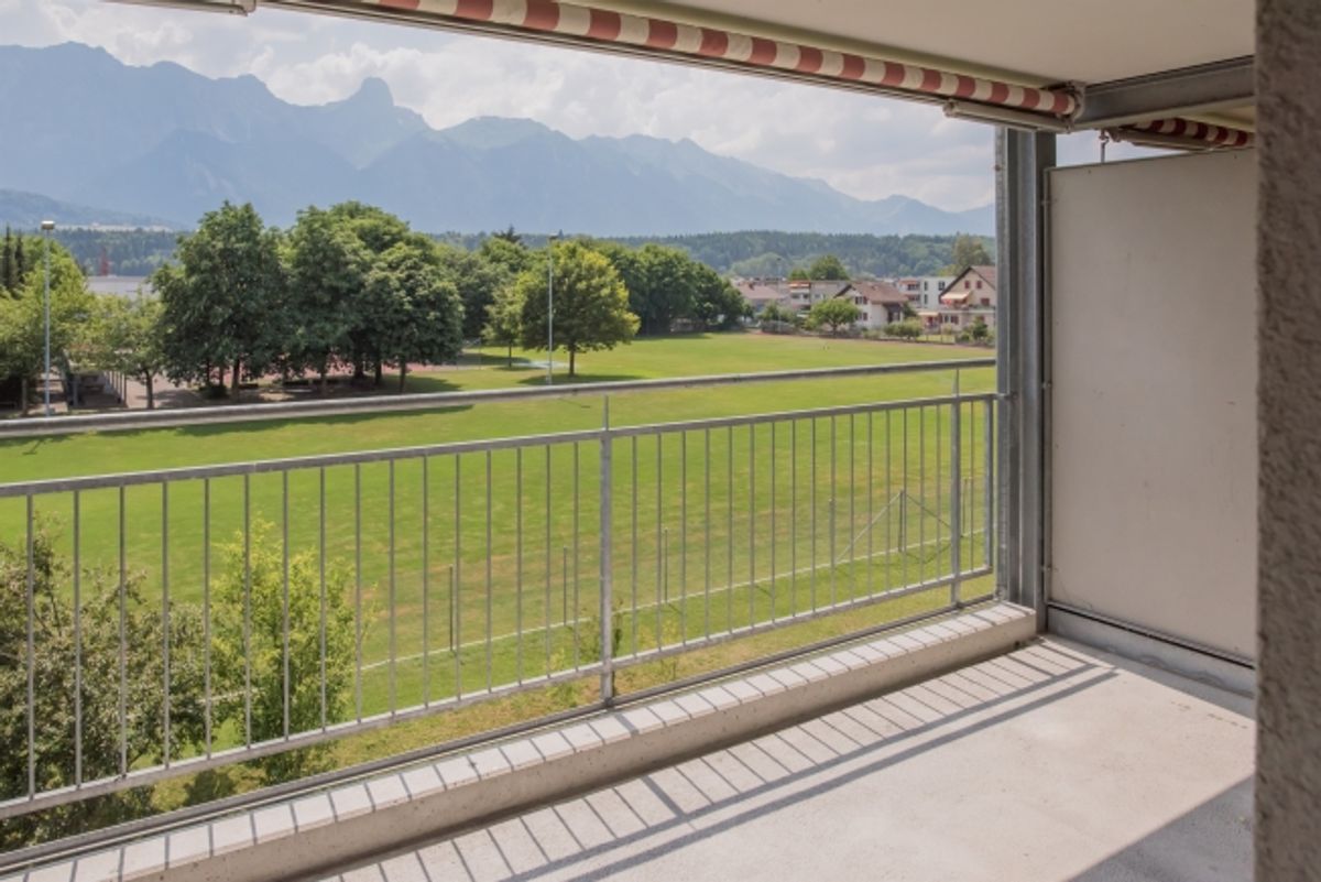 Dachterrasse mit Panoramaaussicht auf die Alpen - 10