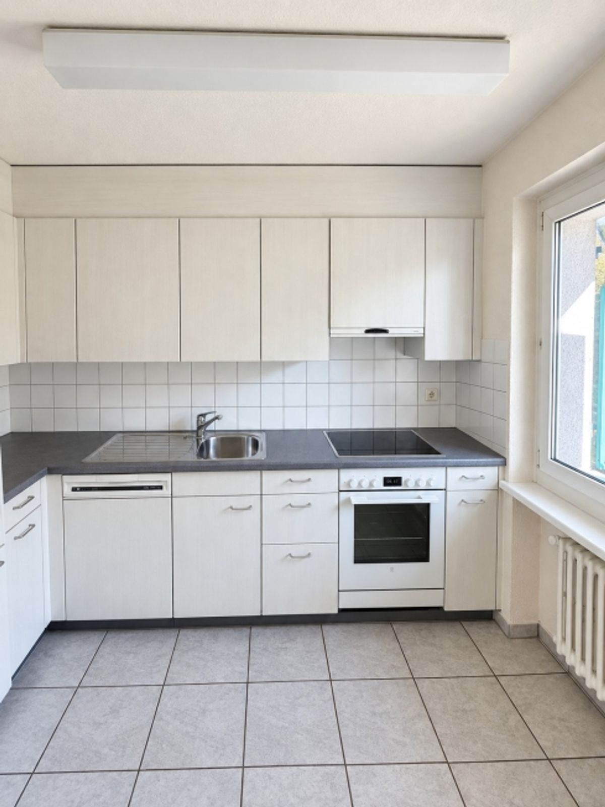 Ihr Zuhause an der Goldküste  Attraktive 3-Zimmer-Wohnung in 8704 Herrliberg | Befristet - 2