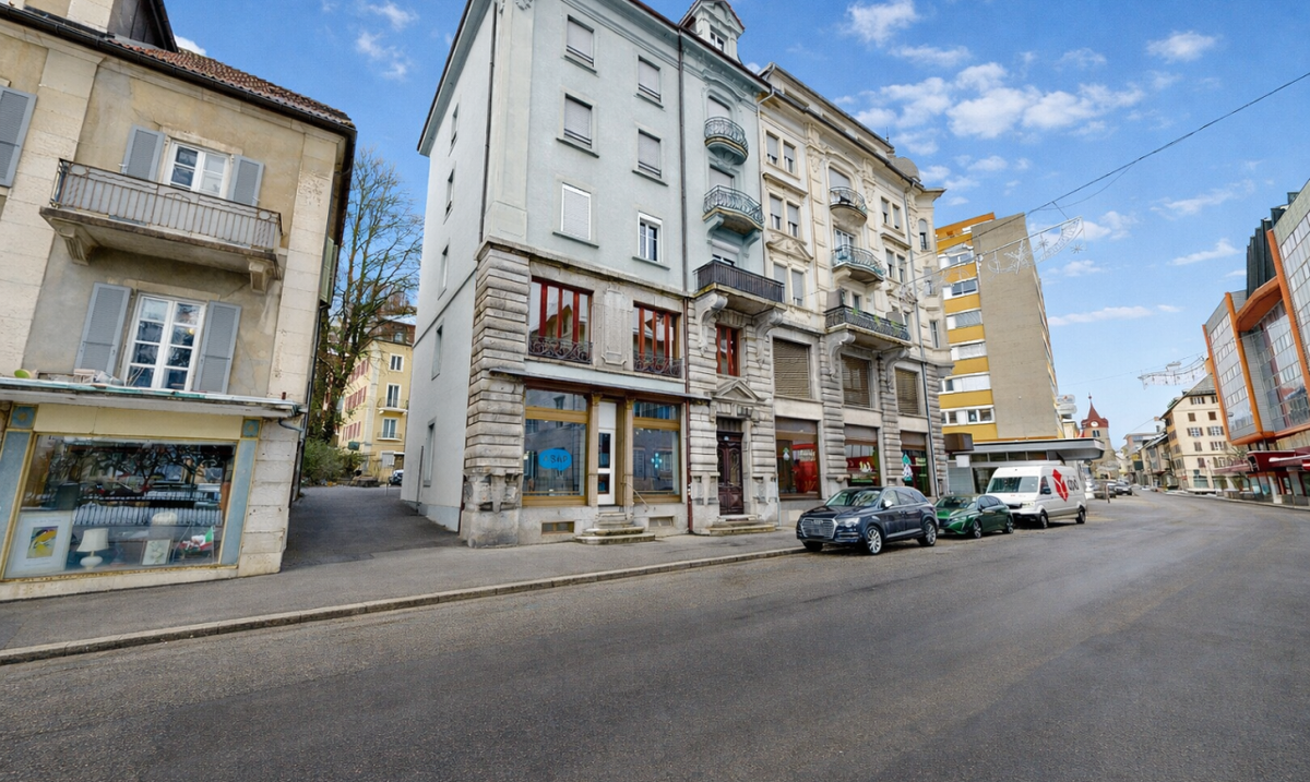 Turnkey Investment Building in Le Locle - 0