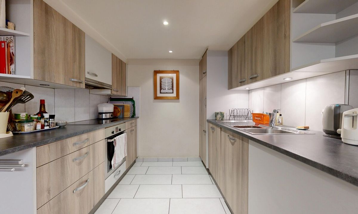 Prime location Home with 2 units, large garden and forest views - 1