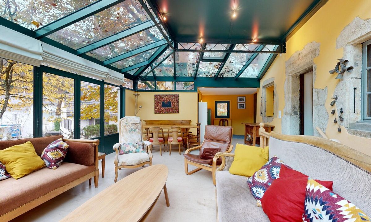 Prime location Home with 2 units, large garden and forest views - 2