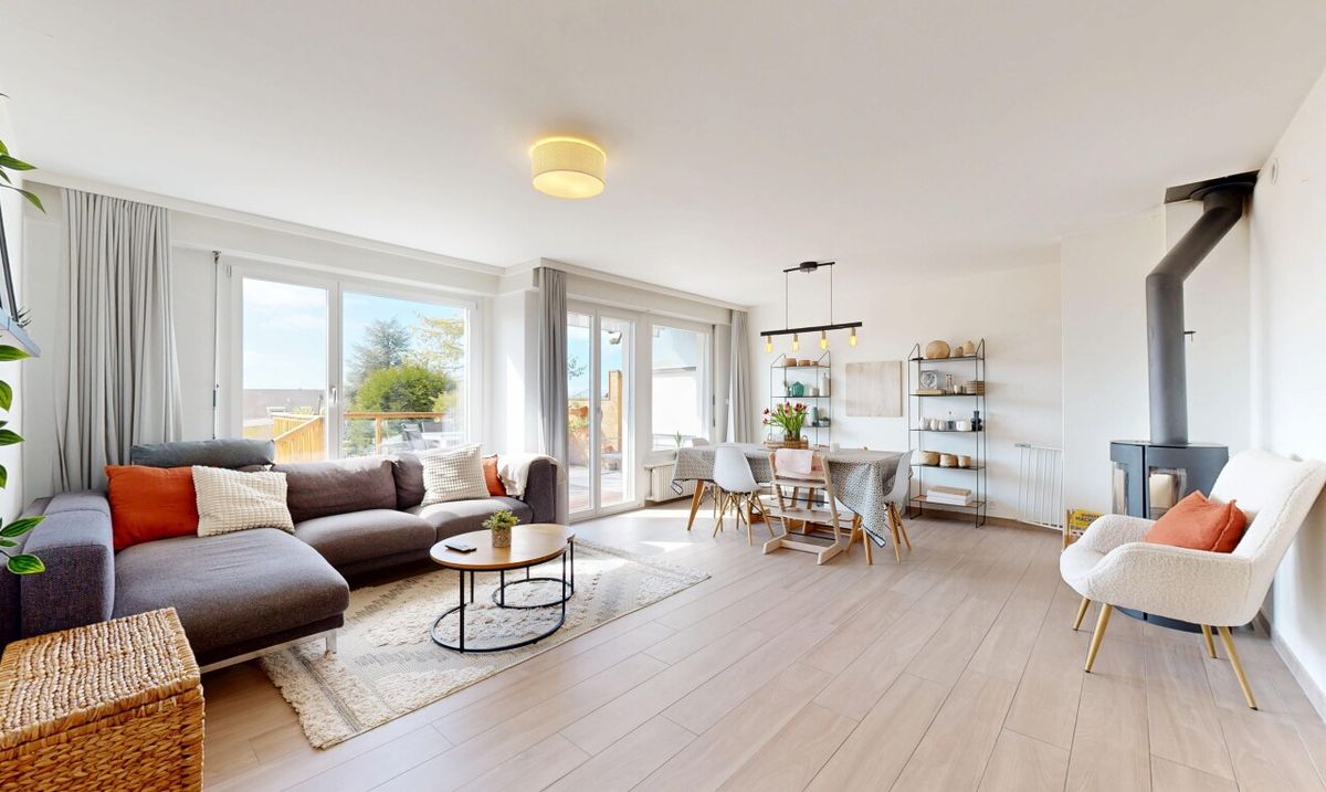 Recently renovated family home in the heart of Blonay - 2