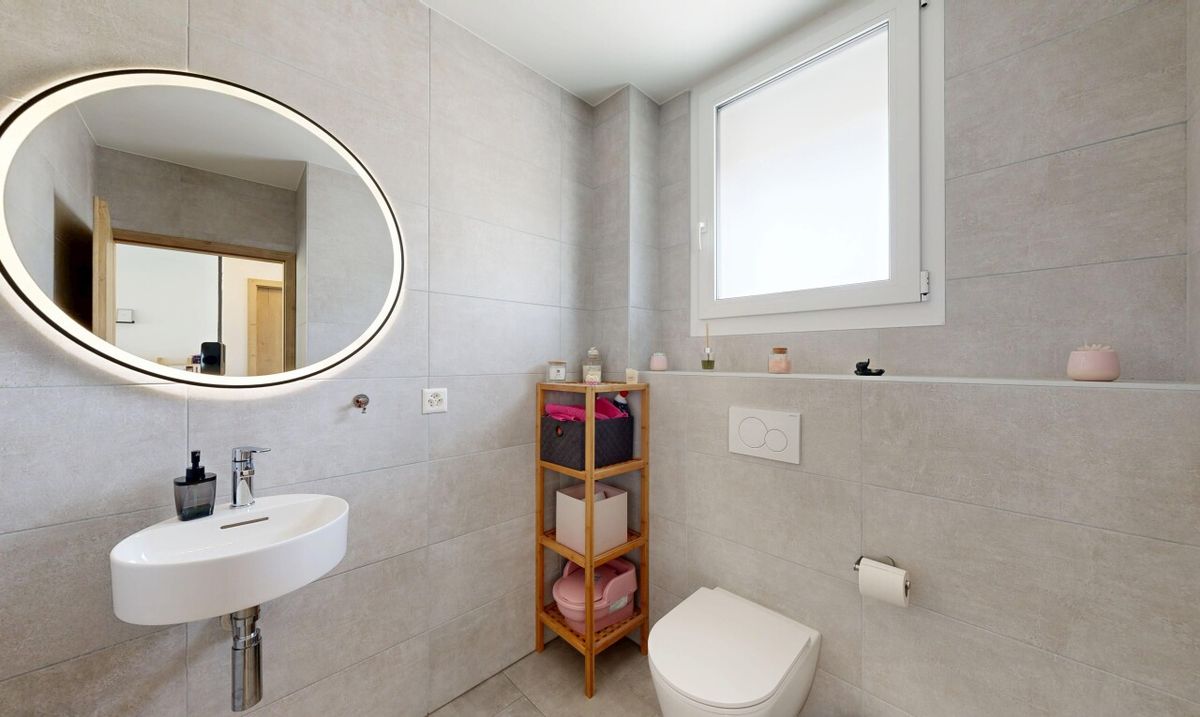A rare opportunity – Exceptional end-of-terrace house - 8
