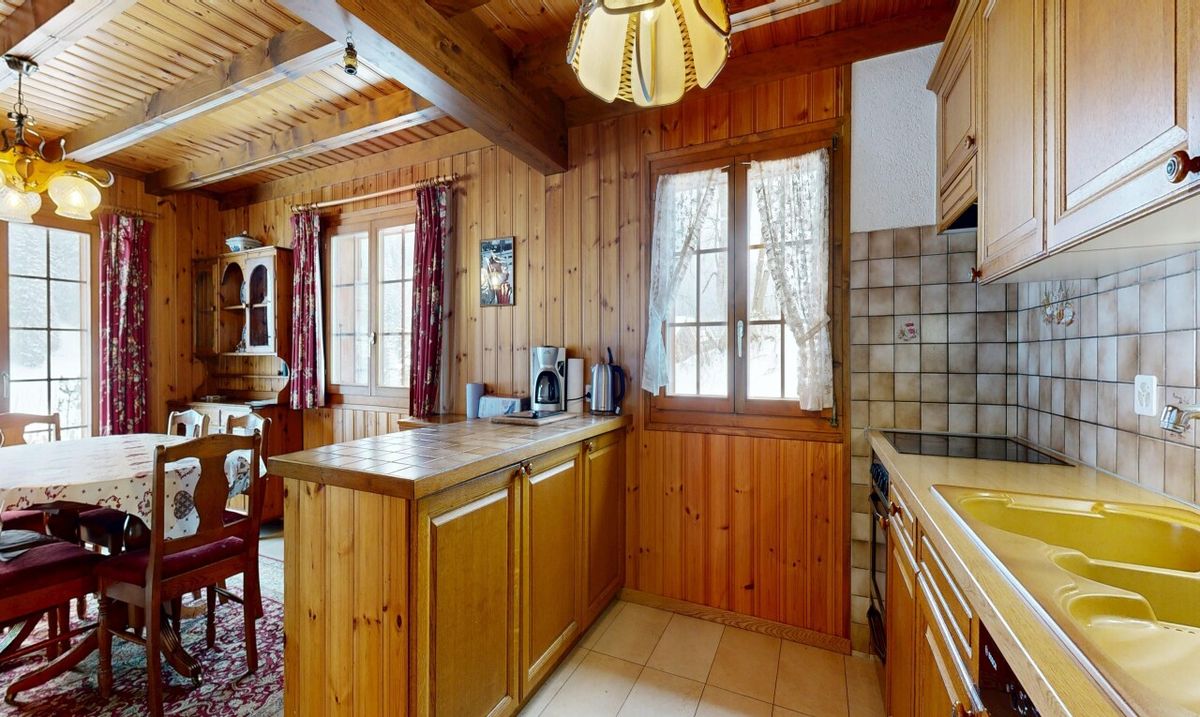 Exclusive: 4-bedroom chalet with garage - 6