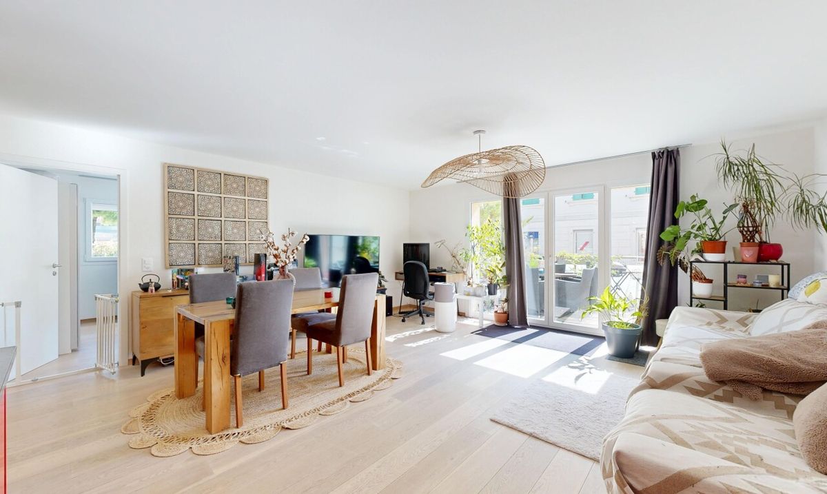 Bright family flat with a terrace in the heart of Epalinges - 1