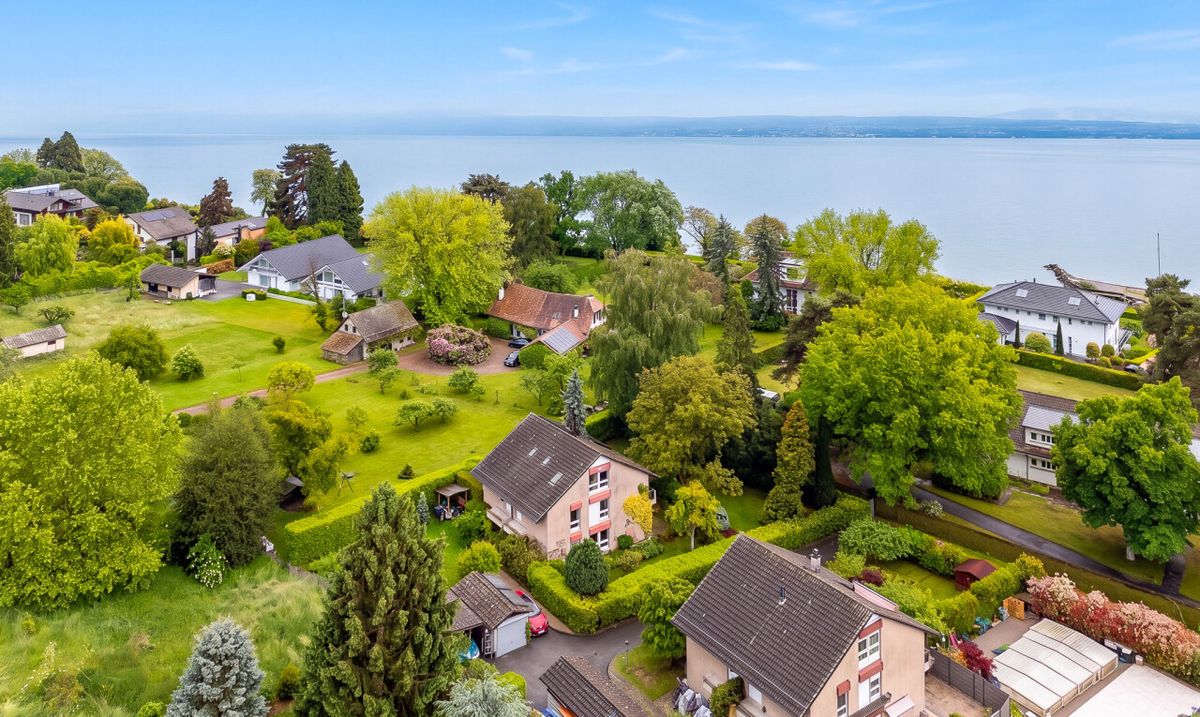 Townhouse in St-Sulpice, just a short walk from Lake Geneva - 2