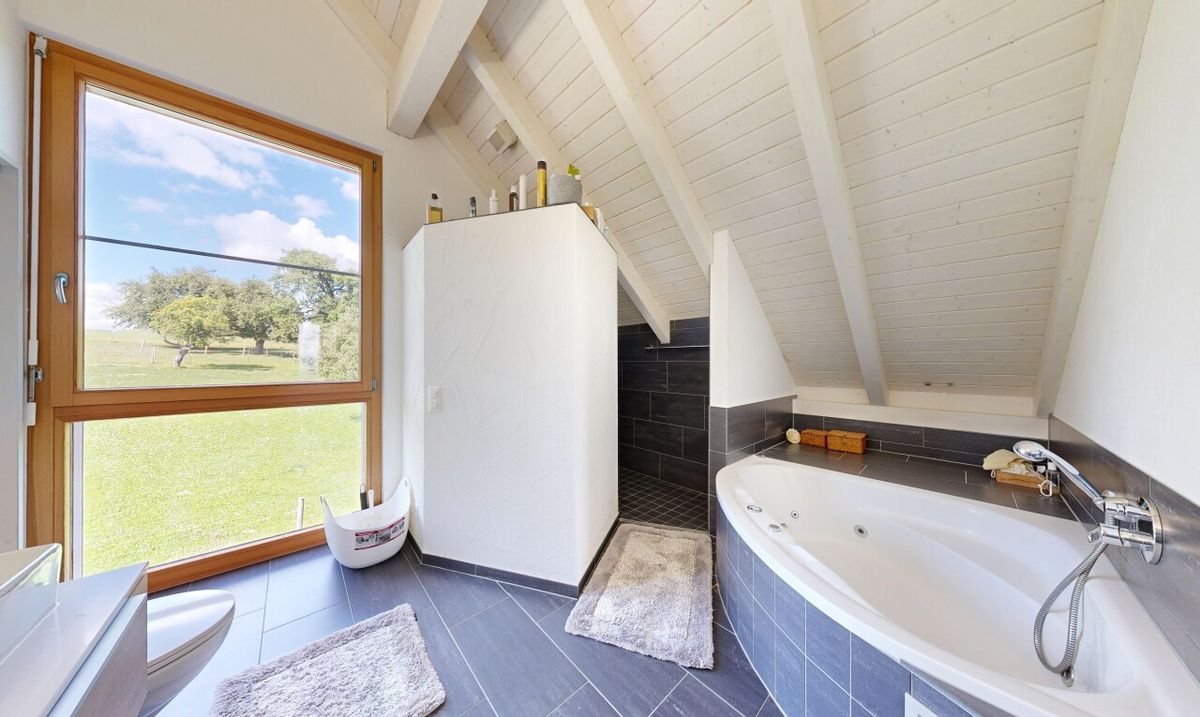 First-class 7.5-room single-family home with unobstructed views - 8