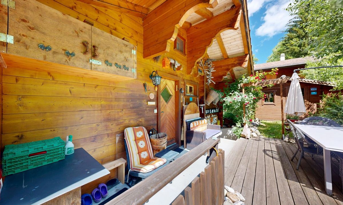 Beautiful 4.5-Room Chalet in Oberems - 1