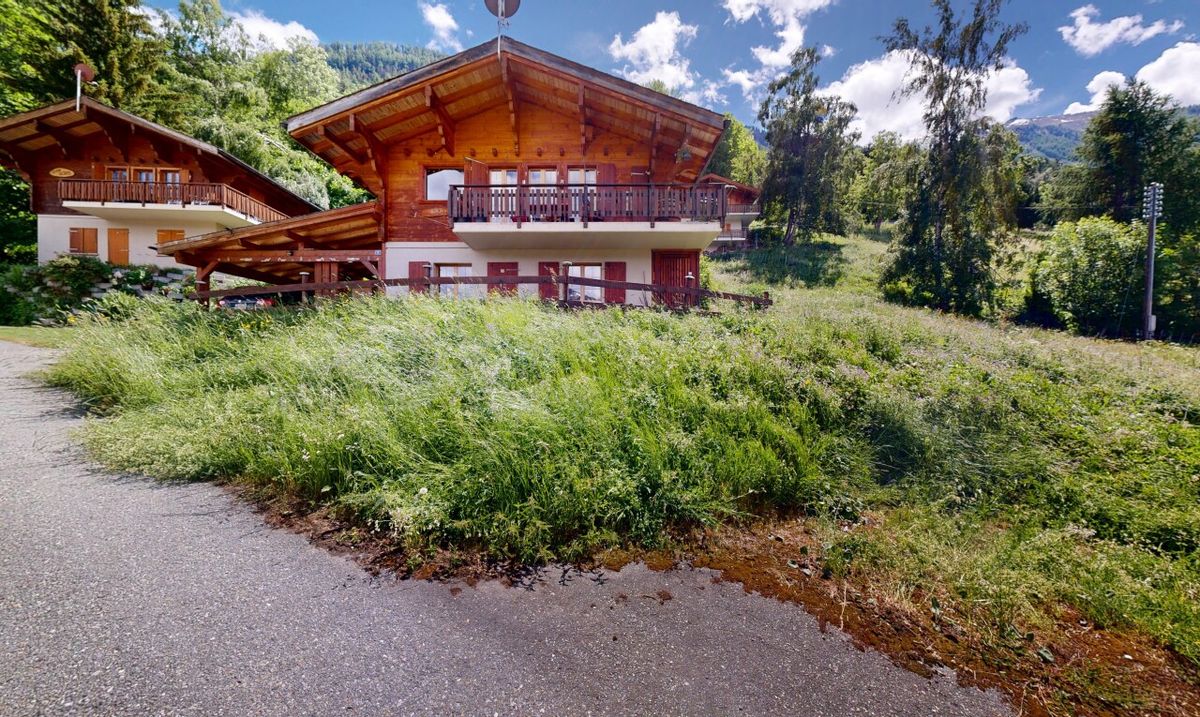Beautiful 4.5-Room Chalet in Oberems - 2