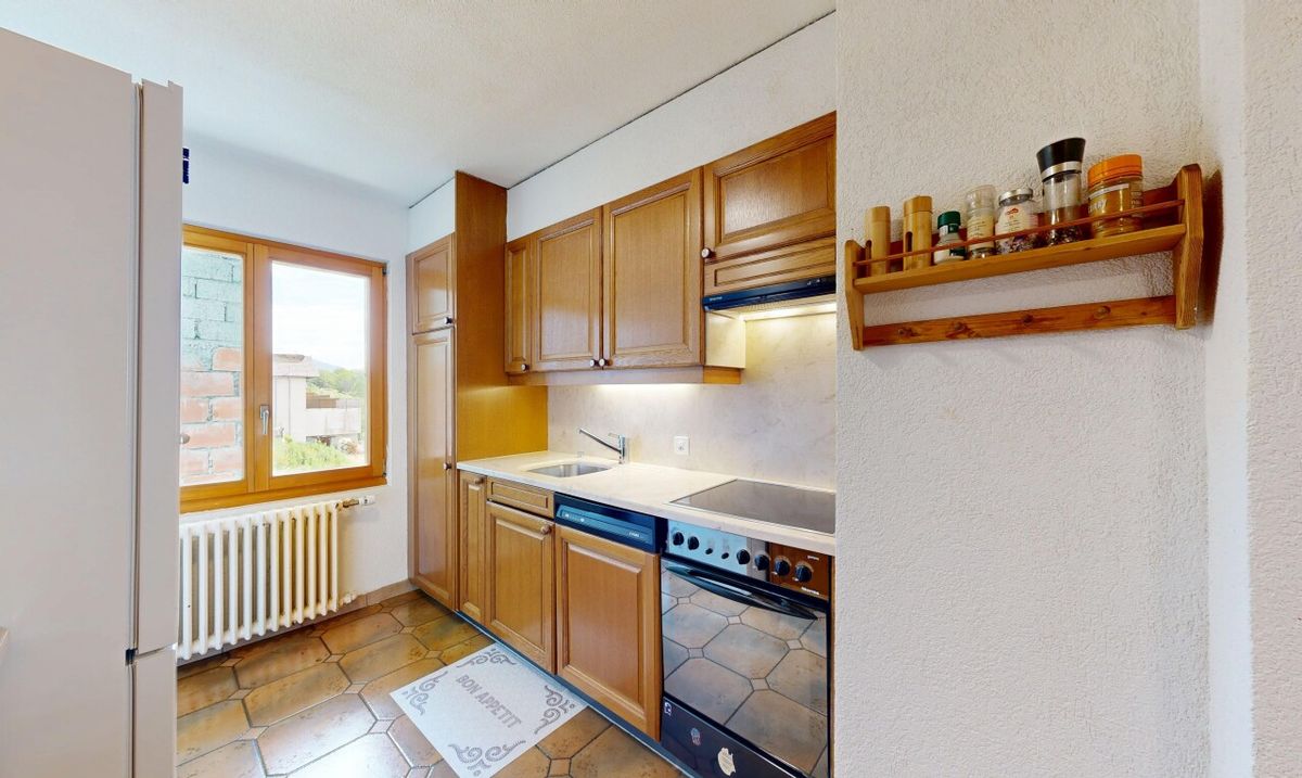 6.5-Room Duplex Apartment with 128 m², Balcony and Garages in Savièse - 3
