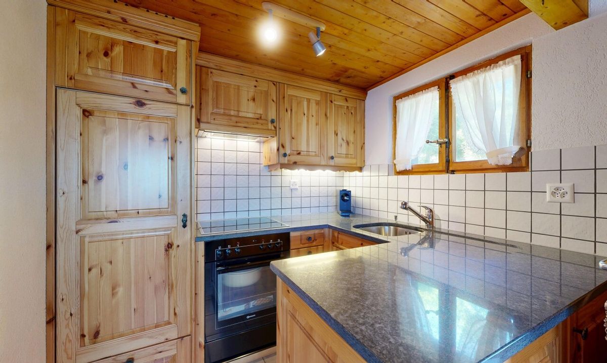 Stunning 4.5-Room Chalet with Panoramic Mountain Views in Haute-Nendaz - 7