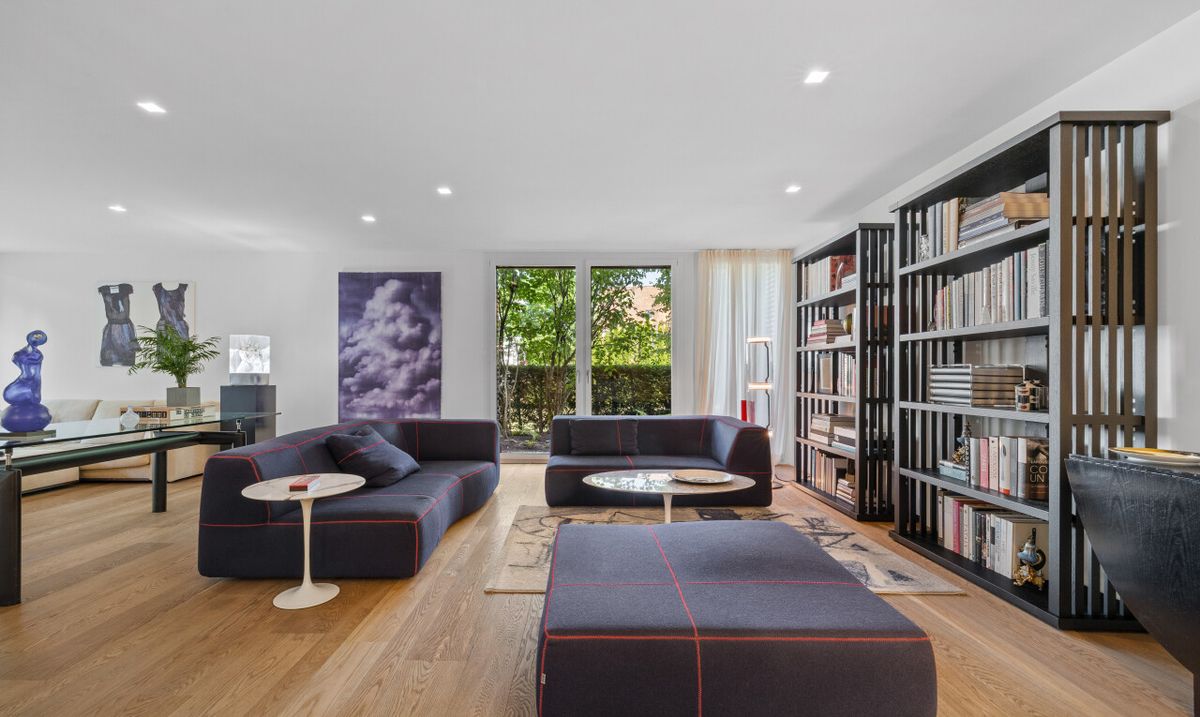 Exceptional 5.5-Room Residence - Exclusive Single-Level Living - 4