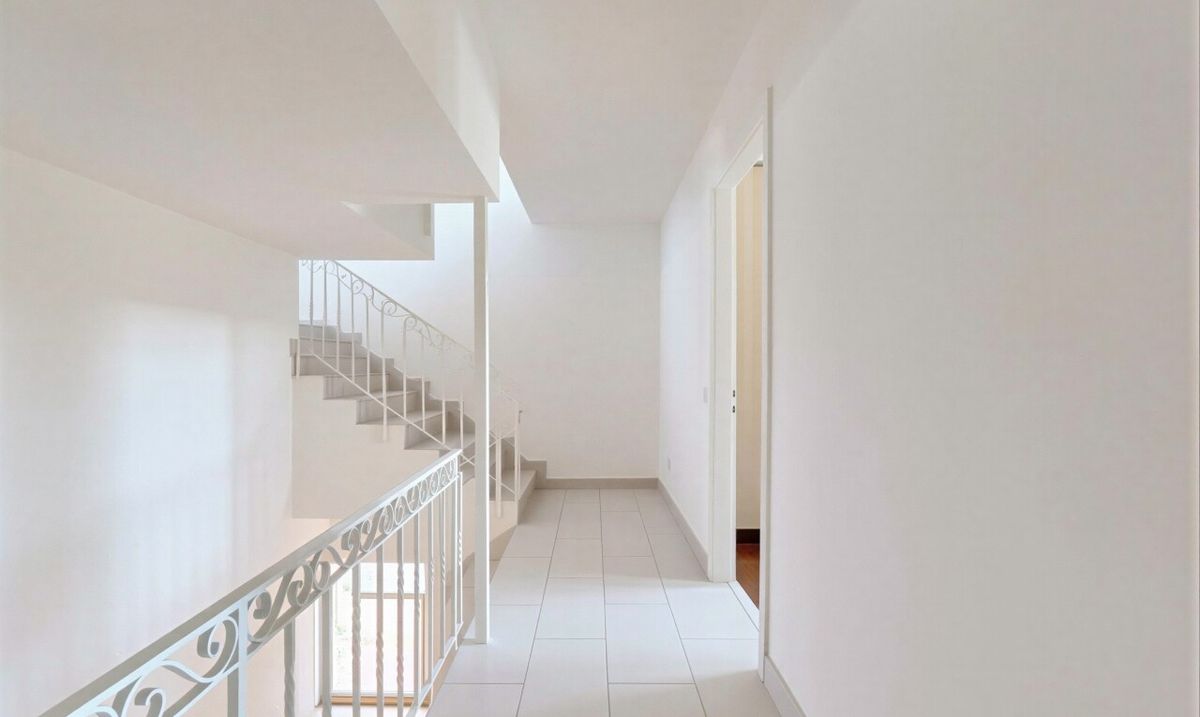 Duplex in à Hauterive NE - 0