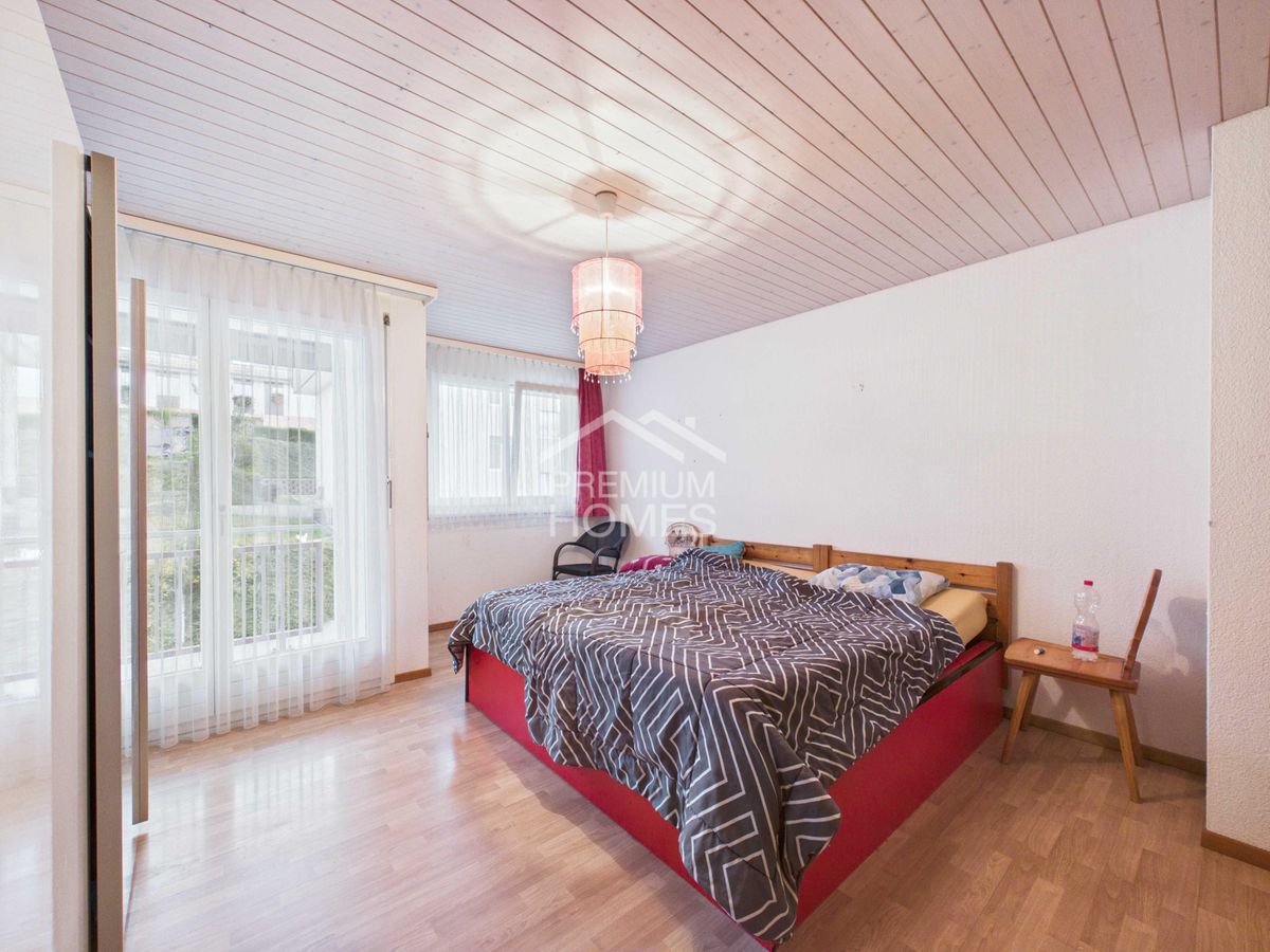 Vielseitiges Familienhaus mit separater Einliegerwohnung - 3