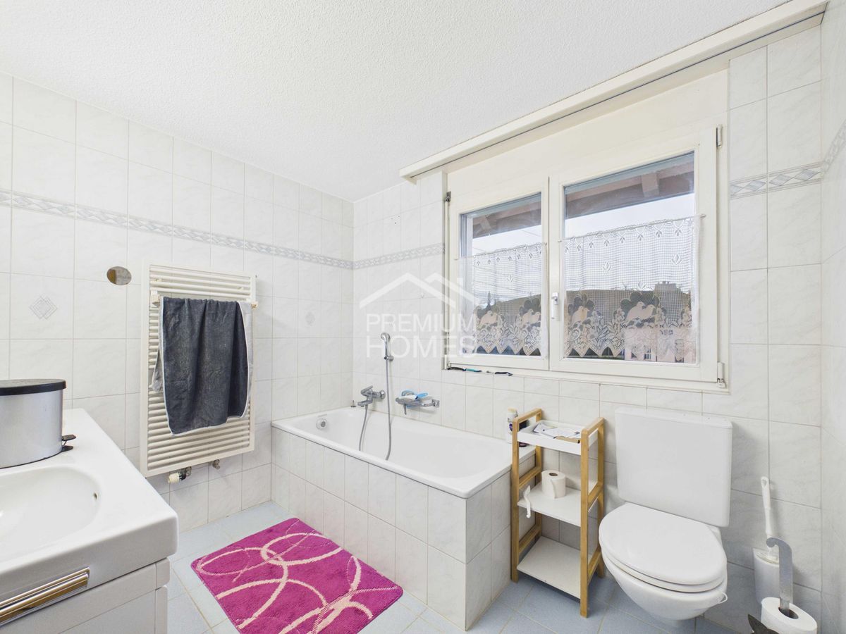 Vielseitiges Familienhaus mit separater Einliegerwohnung - 4