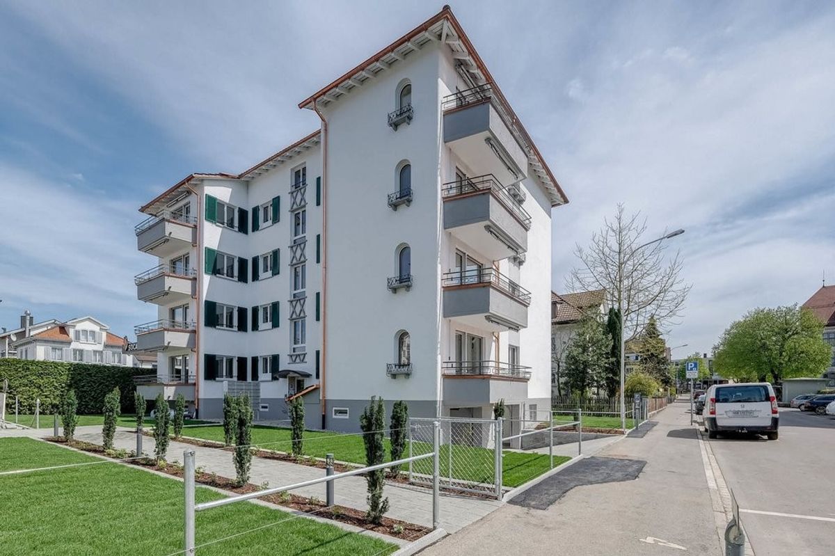 Moderne Wohnung mit optimaler ÖV-Anbindung - 0