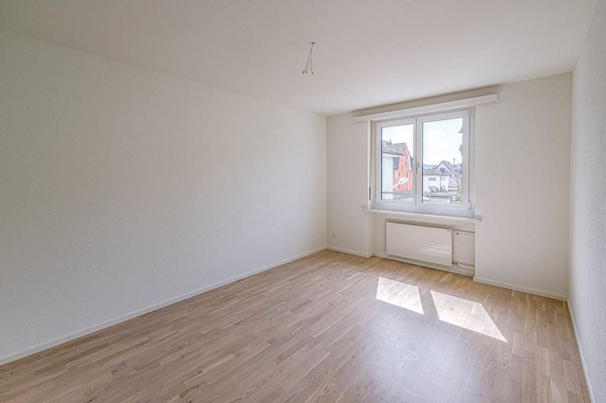 Moderne Wohnung mit optimaler ÖV-Anbindung - 3