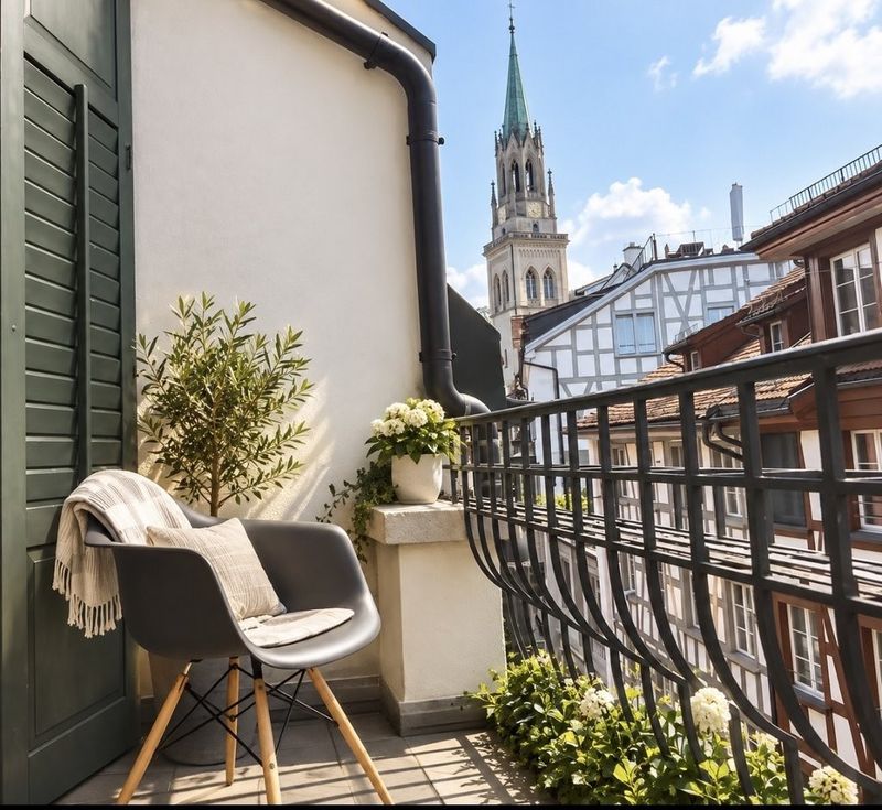 charmante 2.5 Zimmer Altbauwohnung - 3
