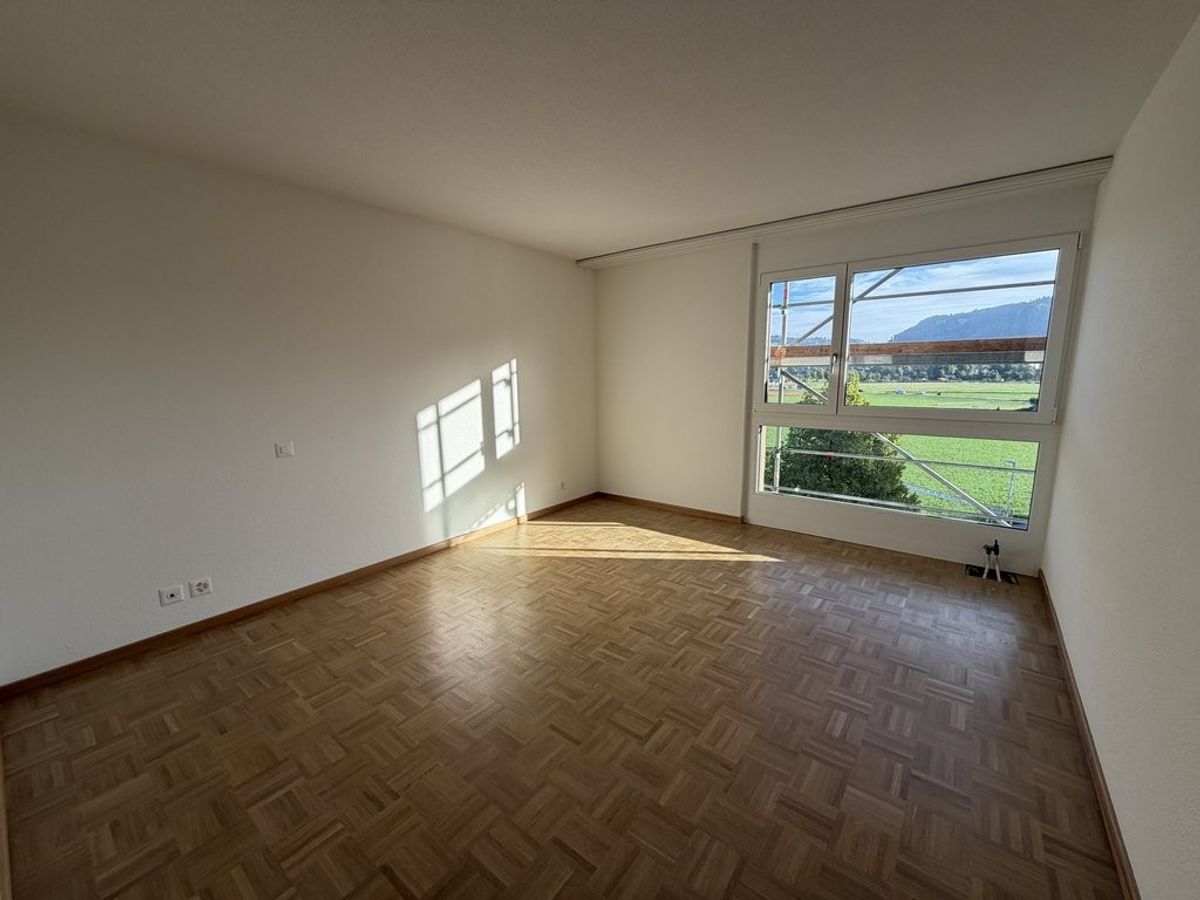Frisch sanierte 4.5-Zimmer-Wohnung 6.OG im Herzen von Ostermundigen - 9