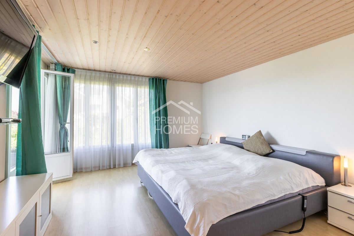 Einmalige Villa mit Blick auf Sempachersee und Zentralschweizer Alpen - 6