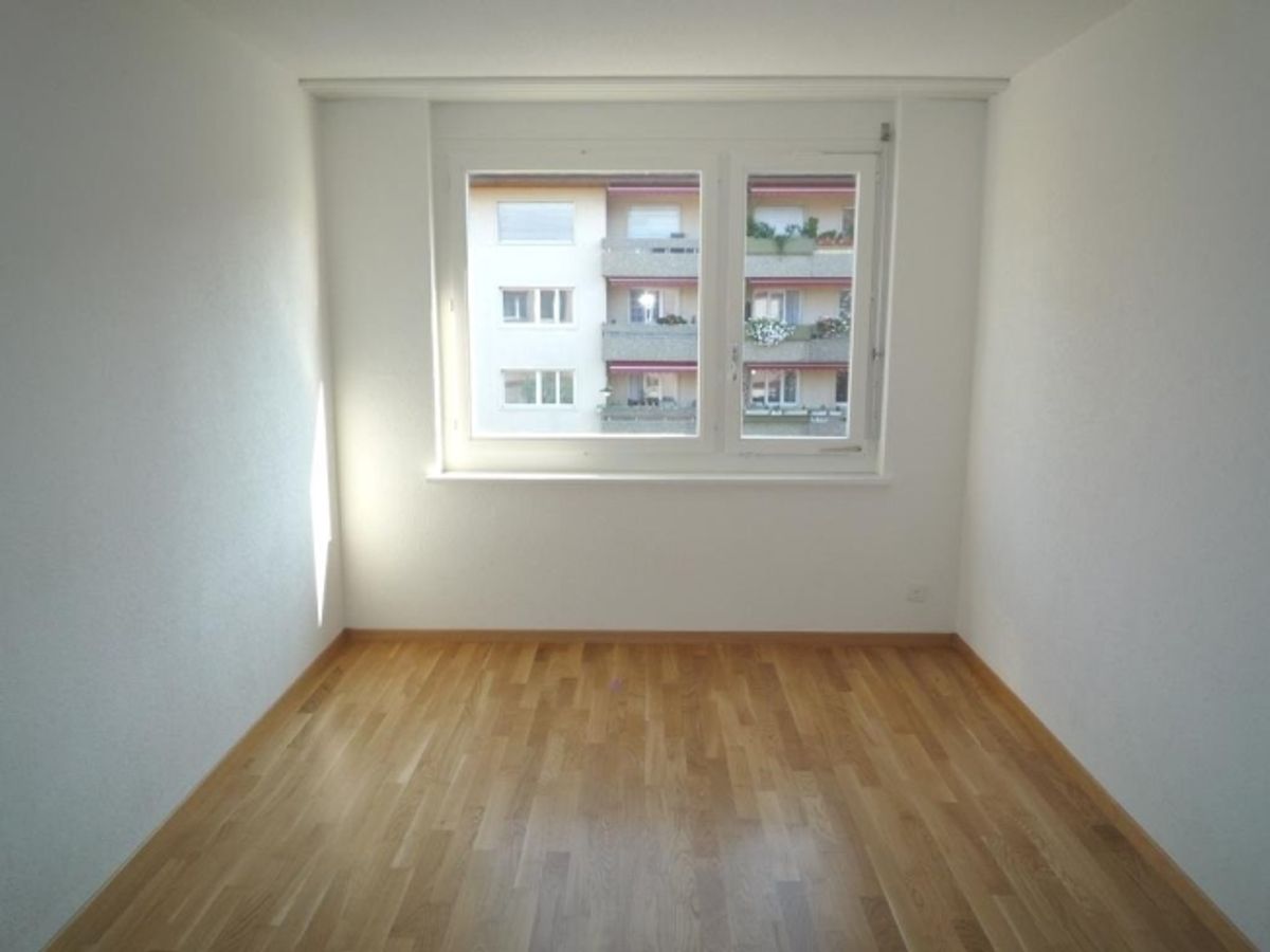 Moderne 4.5-ZW im 2. OG à 103 m² - 7
