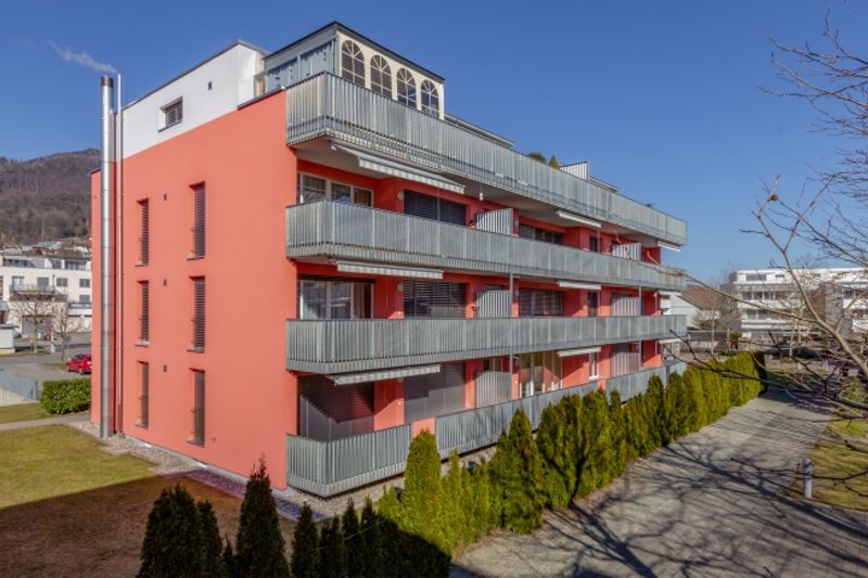 Moderne Wohlfühloase im Untergeschoss mit Sitzplatz - 7