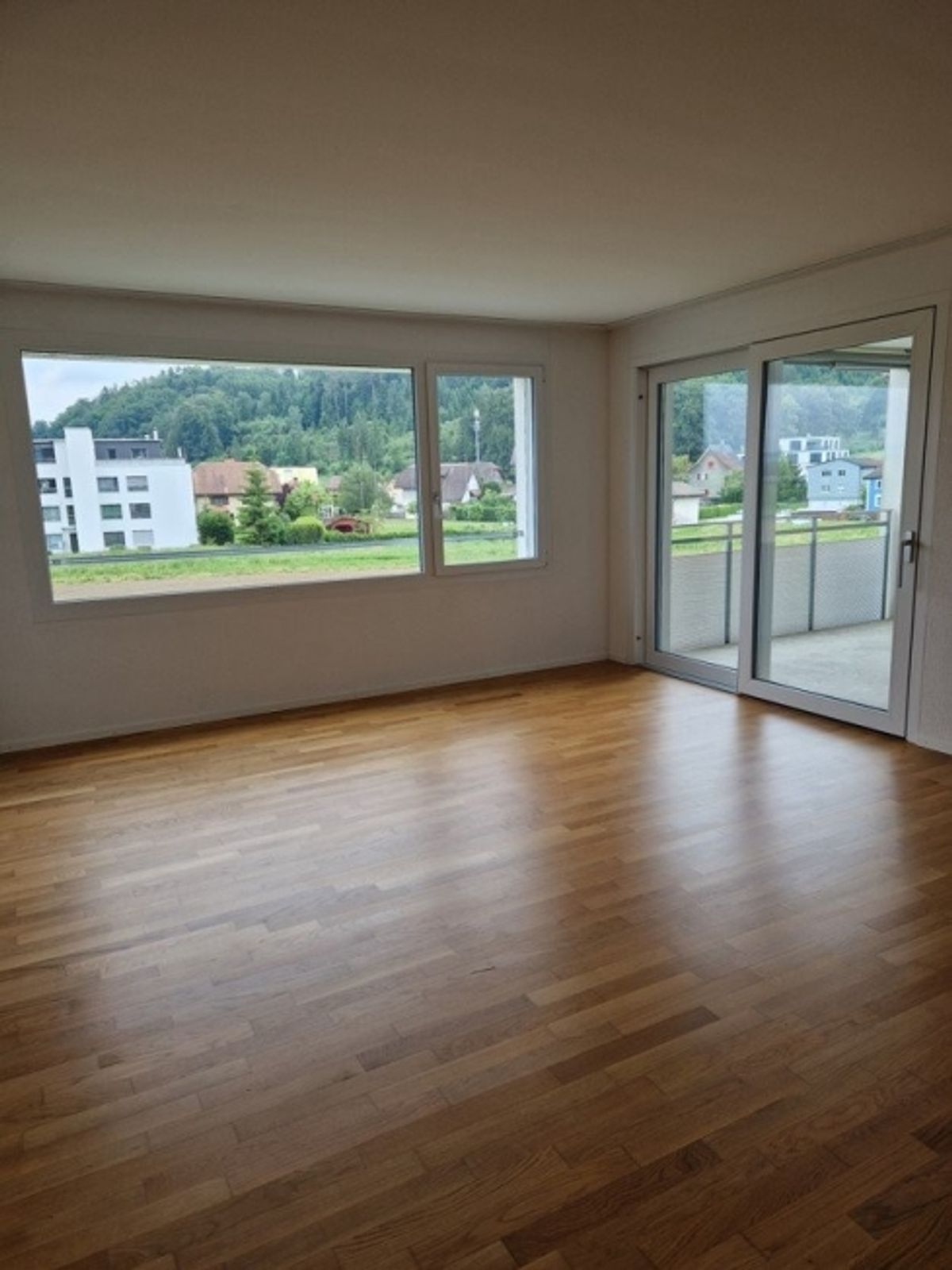 Ruhig gelegene 2.5-Zimmerwohnung sucht Sie! - 2
