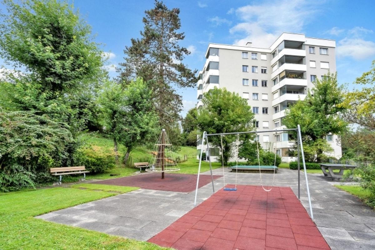 Attraktive 4.5 Zimmer-Wohnung im schönen Köniztal - 1