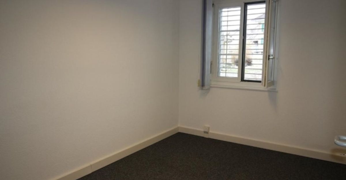 À louer  Local commercial - bureaux denviron 80 m² - 3