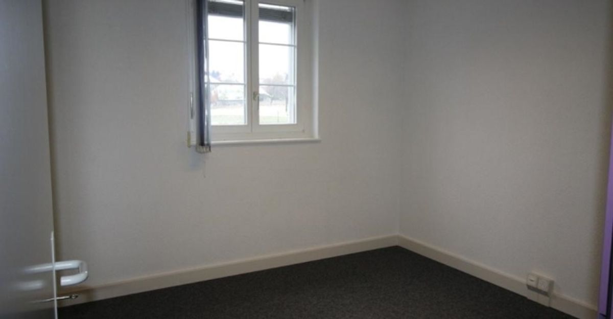 À louer  Local commercial - bureaux denviron 80 m² - 5