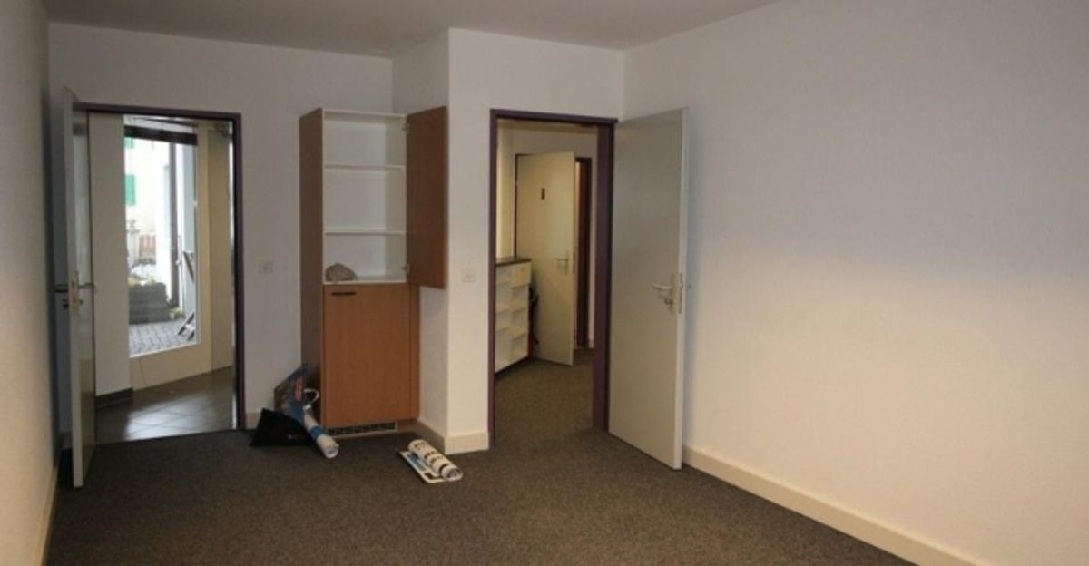 À louer  Local commercial - bureaux denviron 80 m² - 8