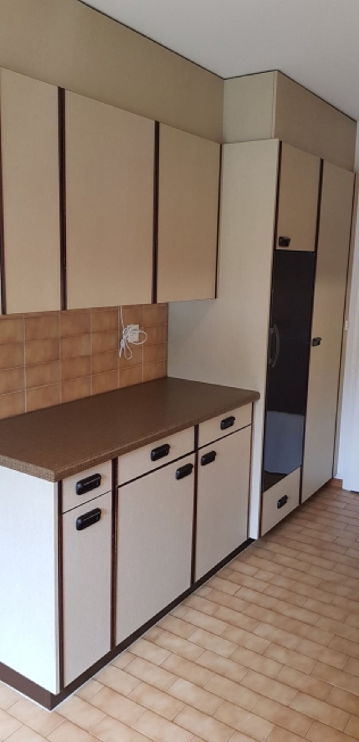 2.5 pièces dans un quartier très familial et proche de toute commodité - 3