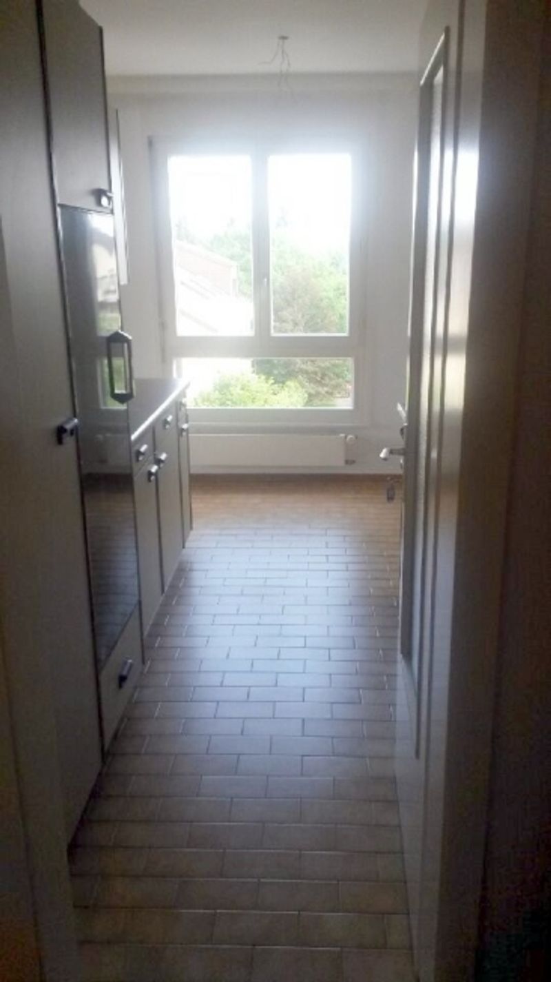 2.5 pièces dans un quartier très familial et proche de toute commodité - 5