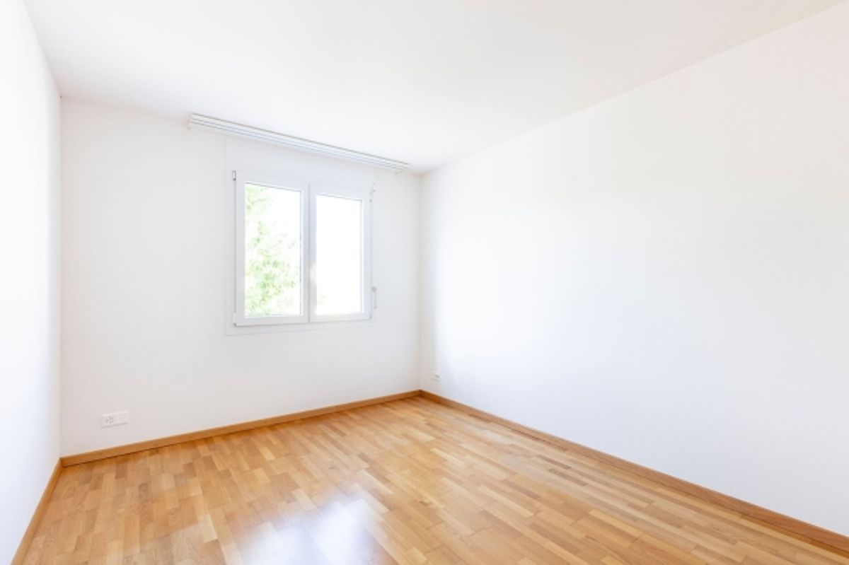 Moderne 3.5 Zimmerwohnung mit verglastem Balkon - 7