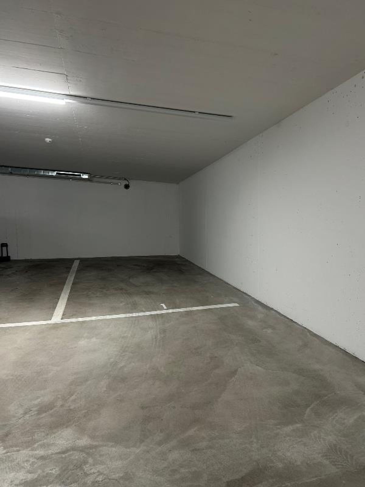Tiefgarage - 1