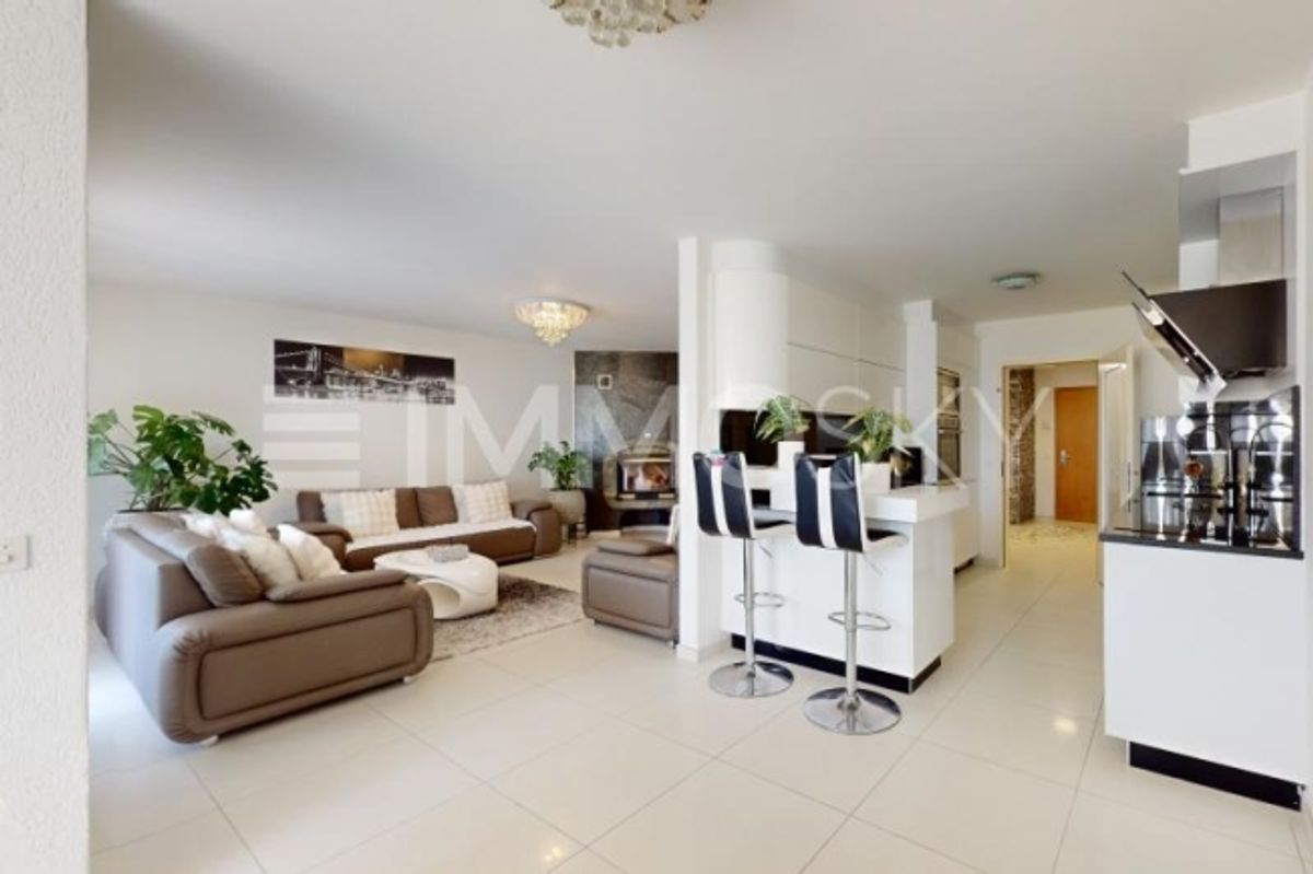Komplett renovierte 4,5-Zimmer-Wohnung am Stadtrand von Freiburg! - 0