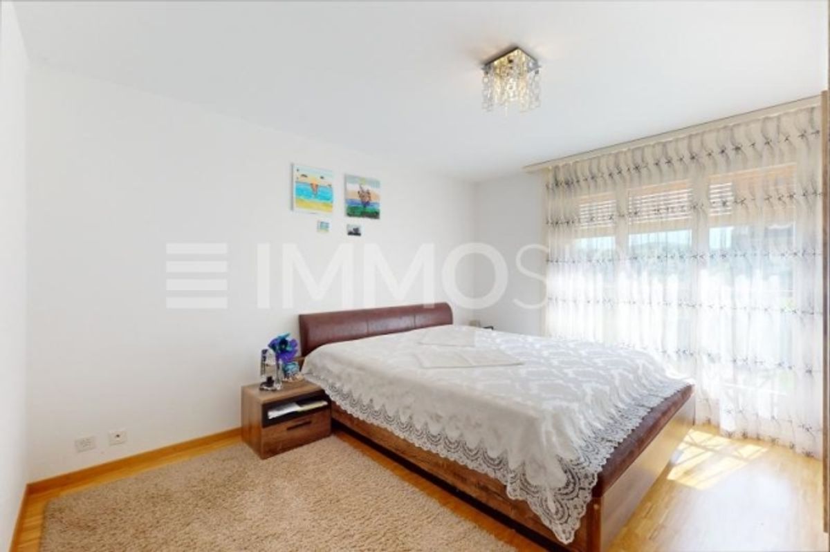 Seltene renovierte Wohnung, am Eingang von Fribourg! - 3