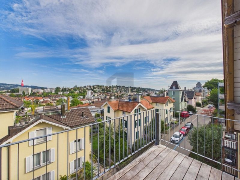 DACHTERRASSE UND BALKON AN ZENTRALER LAGE - 4