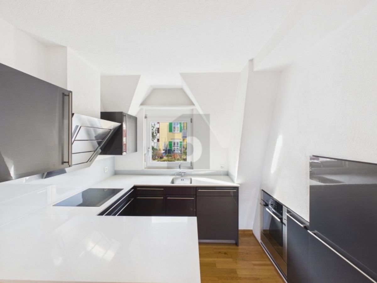 DACHTERRASSE UND BALKON AN ZENTRALER LAGE - 4