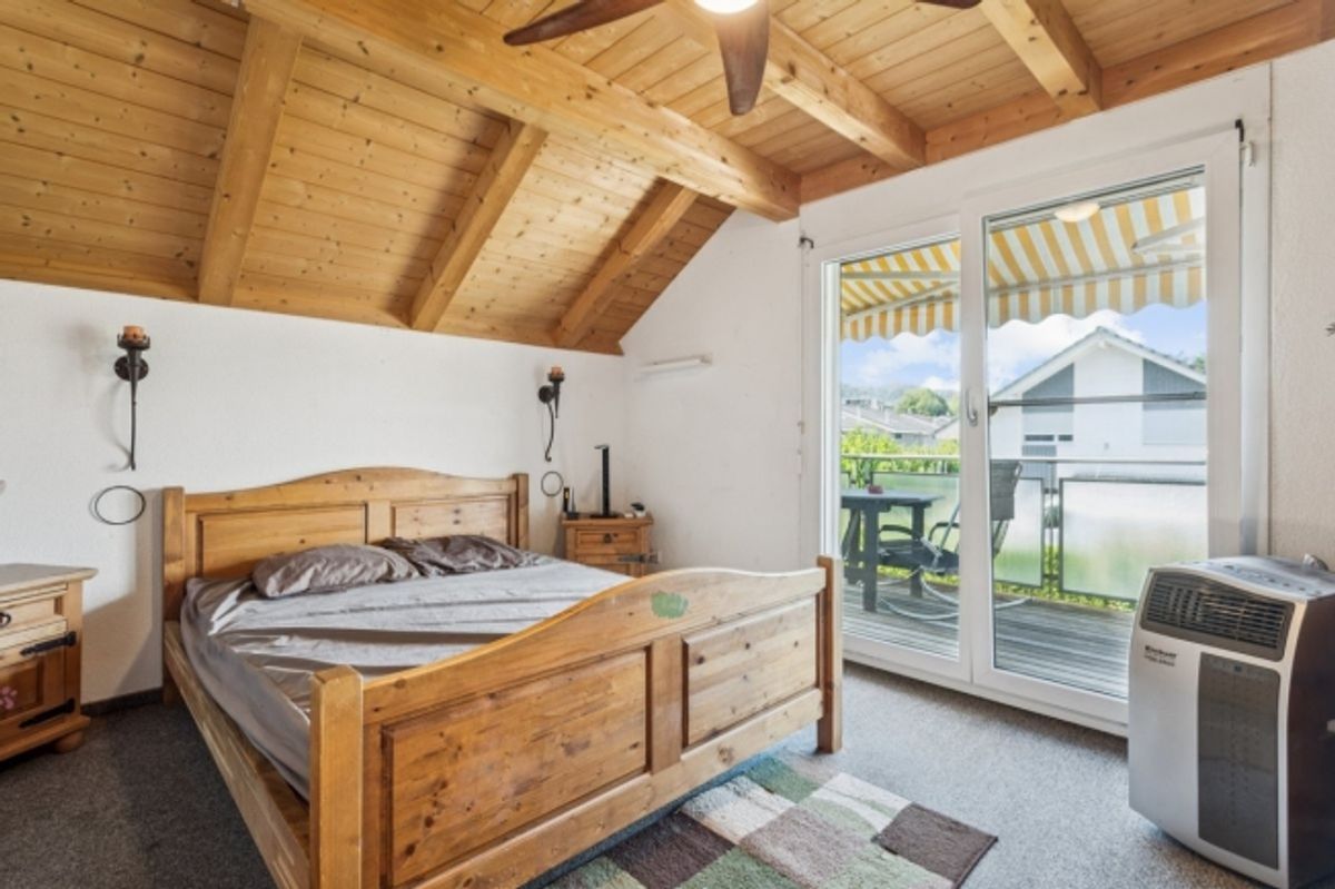 Maison individuelle avec 4 chambres à 300 mètres du lac de Neuchâtel - 3