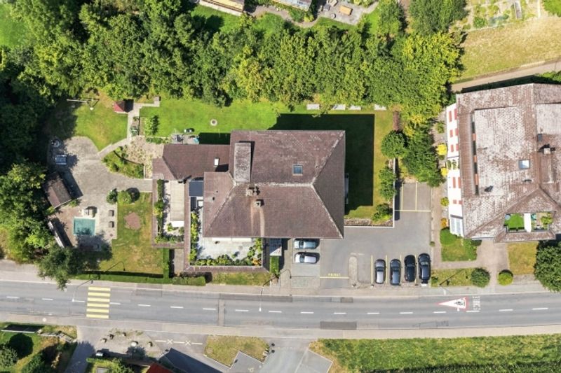 Grosszügiges Wohnen mit Aussicht - 12