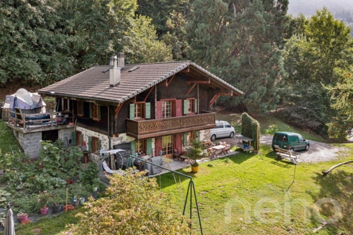 Les Giettes Charakterchalet auf einem außergewöhnlichen Grundstück - 3