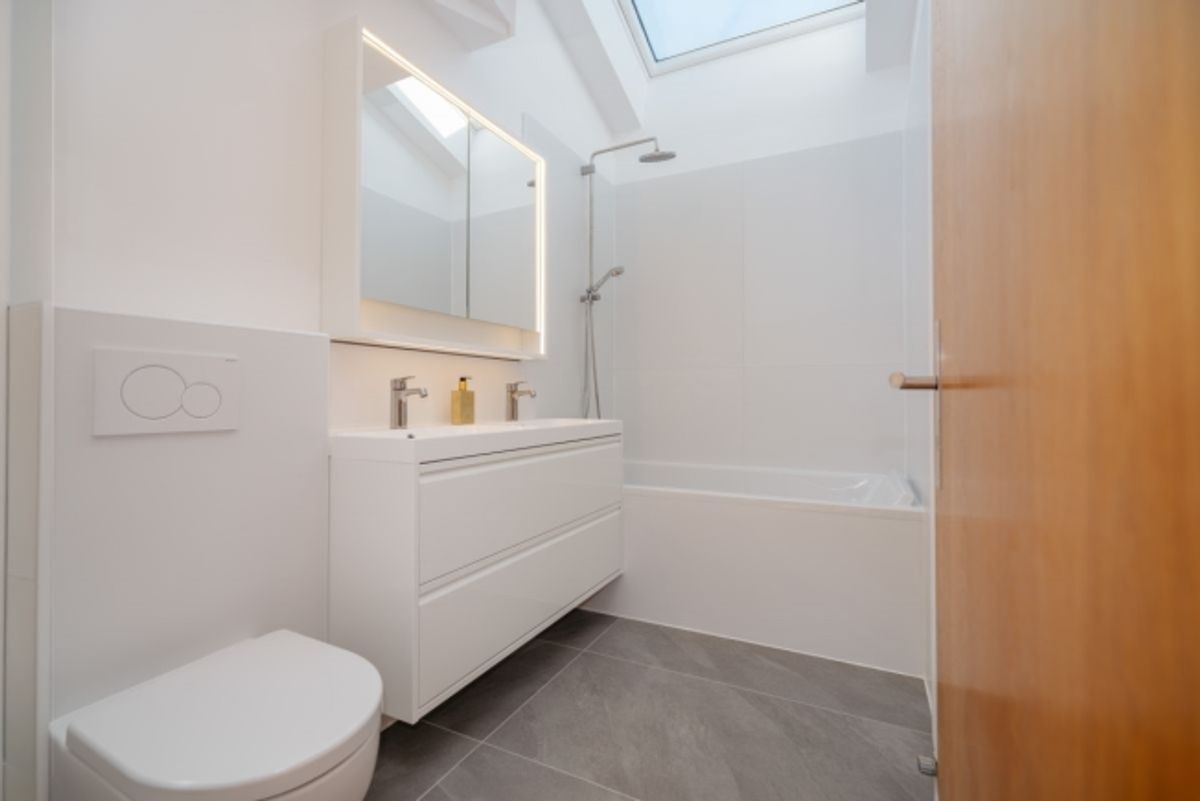 Freistehendes 6½-Zimmer Einfamilienhaus mit Wintergarten und viel Umschwung - 11