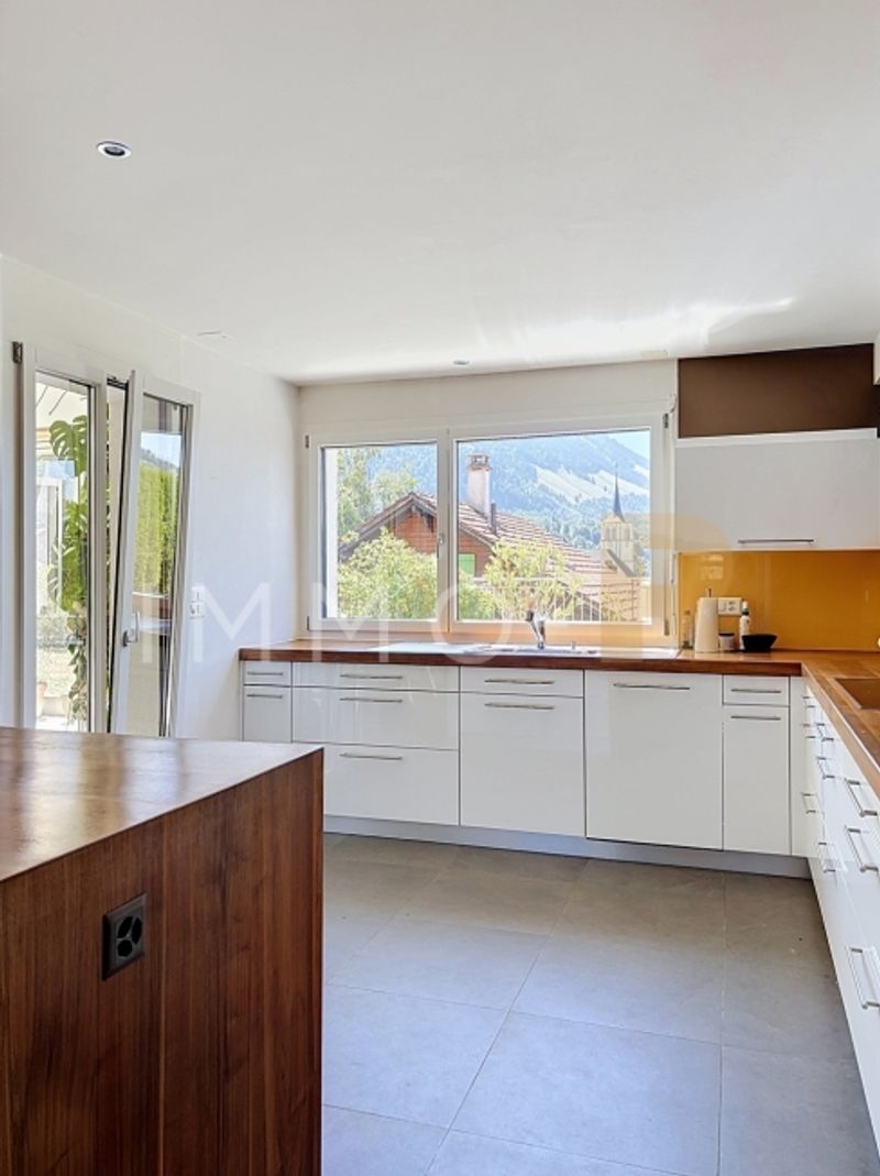 Geräumige Wohnung – Terrasse, Garten 
ungehinderte Sicht auf den Moléson - 3
